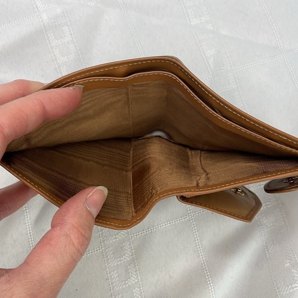 Celine Macadam Compact Wallet Beige Blason Leather Bifold Triomphe Snap - Picture 13 of 17